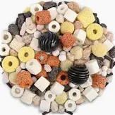Vários tipos de midia de ceramica de cores e tamanhos diferente misturadas